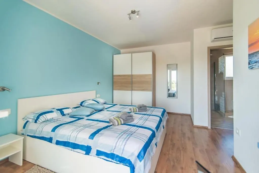 Traumhafte Villa **** Meerblick Und Pool Galižana Croacia